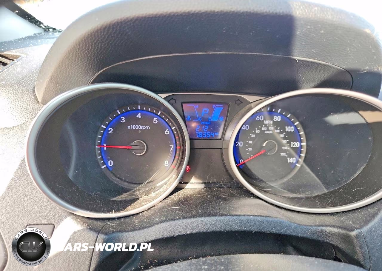 2015 Hyundai Tucson Limited VIN:KM8JU3AG3FU055139 - 9