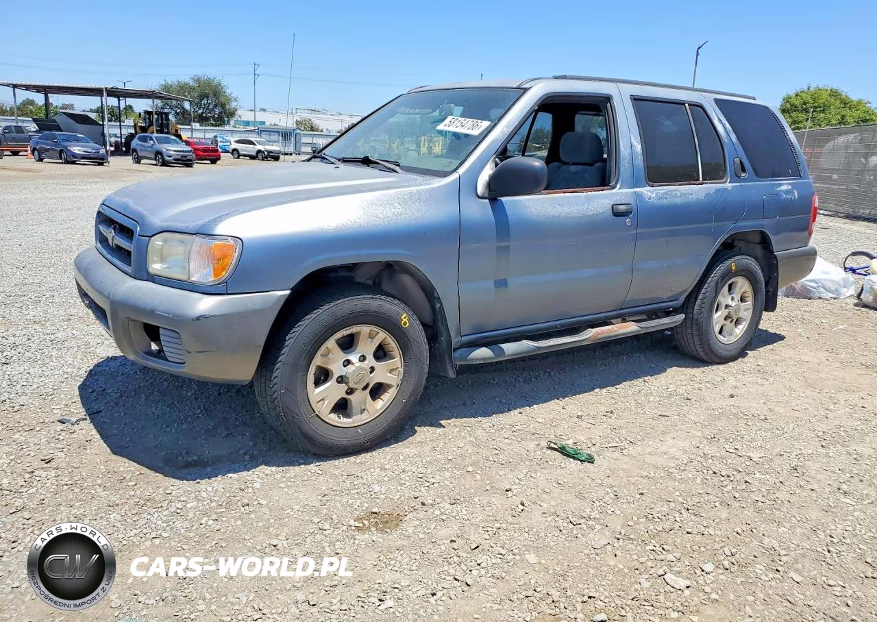 1999 Nissan Pathfinder Xe
