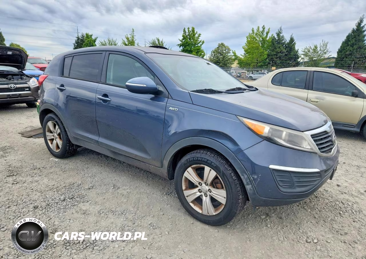 2013 Kia Sportage Lx VIN:KNDPBCA26D7466944 - 4
