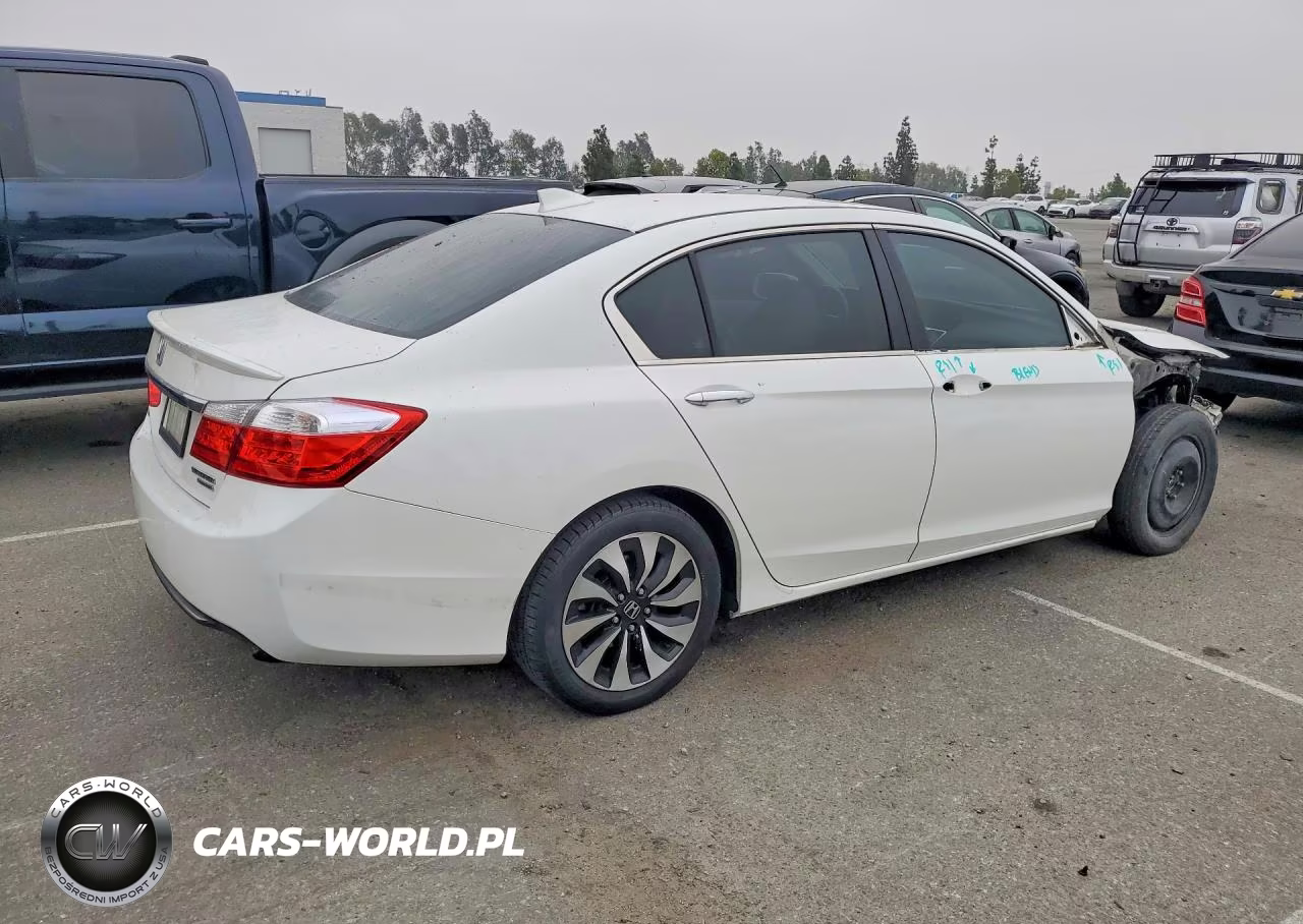 2014 Honda Accord Touring Hybrid VIN:1HGCR6F75EA007619 - 3