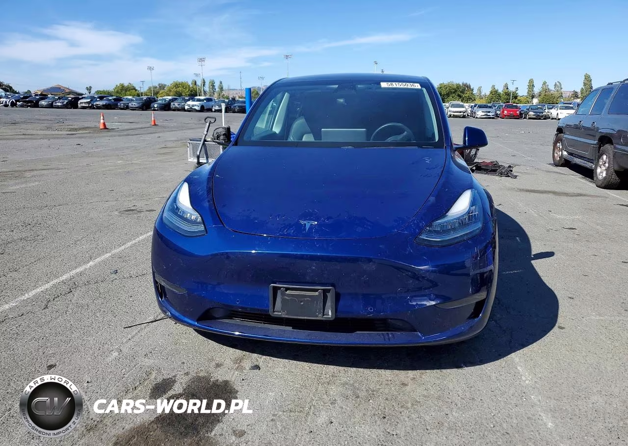 2020 Tesla Model Y VIN:5YJYGDEF6LF018575 - 5