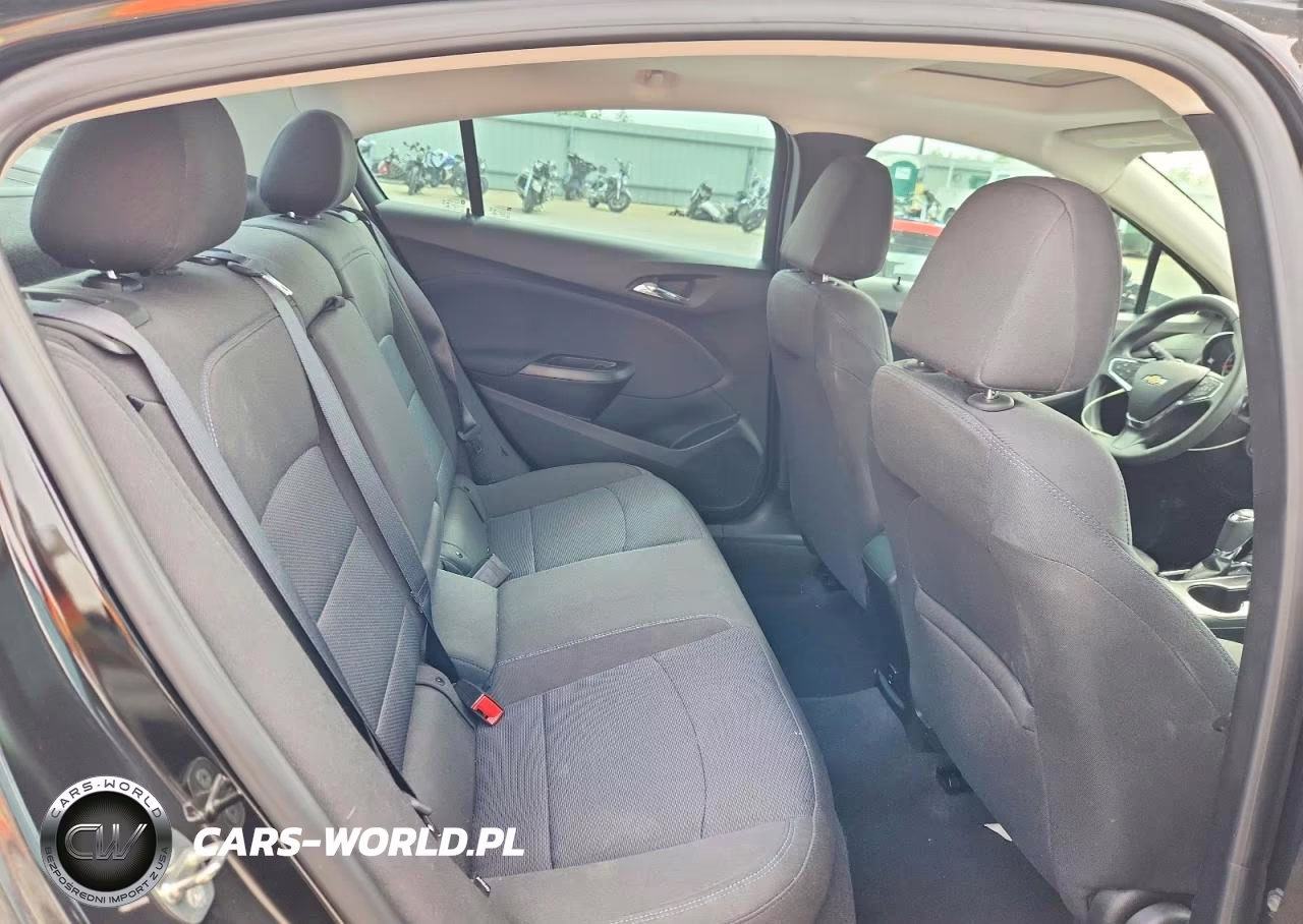 2018 Chevrolet Cruze Lt VIN:1G1BE5SM5J7214264 - 10