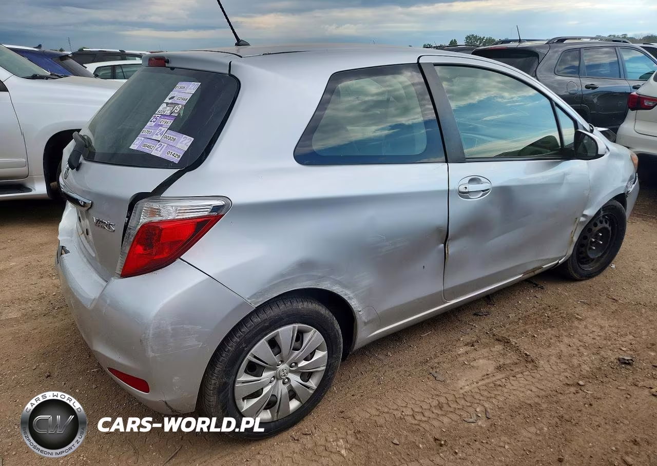 2014 Toyota Yaris 3-Door L VIN:JTDJTUD35ED585276 - 3