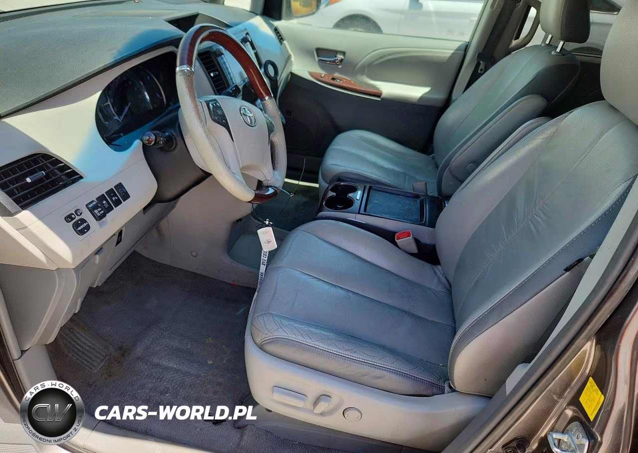 2011 Toyota Sienna Limited 7-Passenger VIN:5TDDK3DC2BS010367 - 7