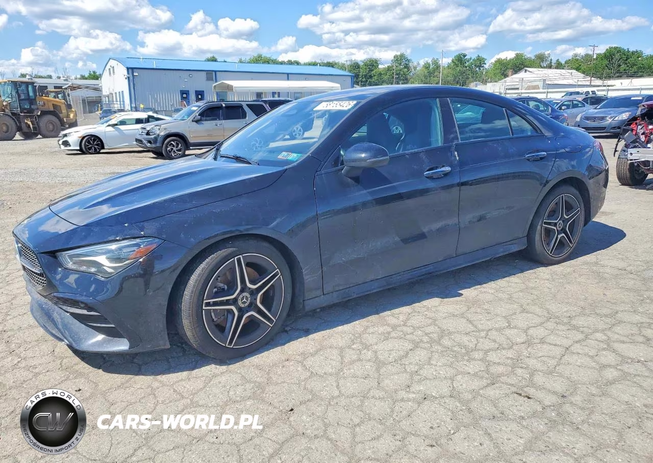 2024 Mercedes-Benz Cla 250 4Matic – zdjęcie 1 z 12