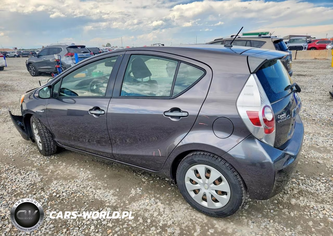 2014 Toyota Prius C Two VIN:JTDKDTB33E1060880 - 2