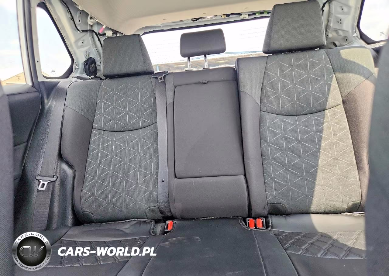 2024 Toyota Rav4 Xle VIN:2T3P1RFV7RW434346 - 10