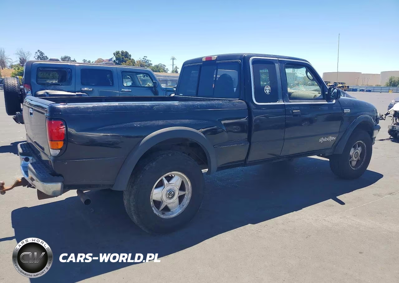 1999 Mazda B3000 Cab Plus VIN:4F4ZR16V3XTM32717 - 3