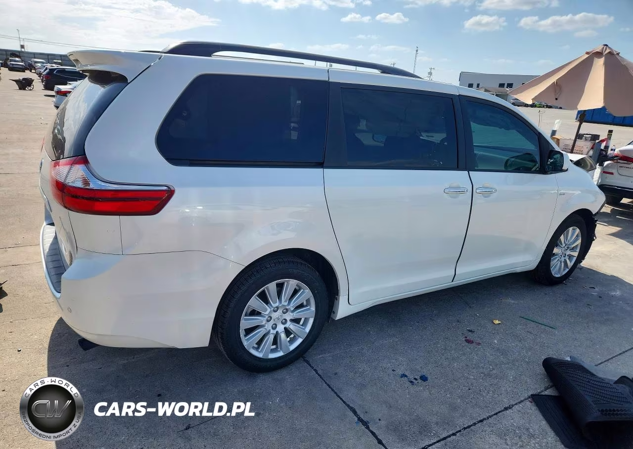 2017 Toyota Sienna Xle 7-Passenger VIN:5TDDZ3DC6HS160034 - 3