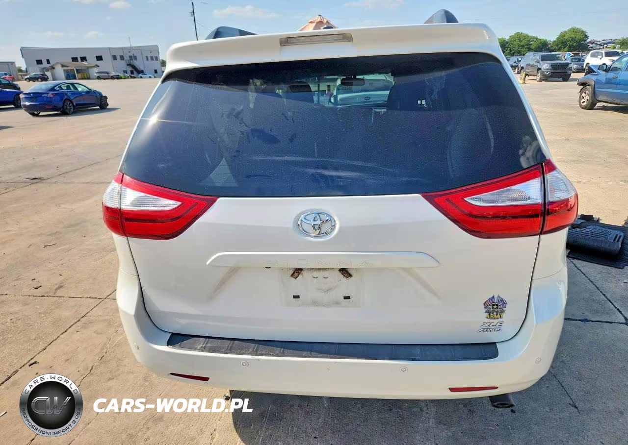 2017 Toyota Sienna Xle 7-Passenger VIN:5TDDZ3DC6HS160034 - 6