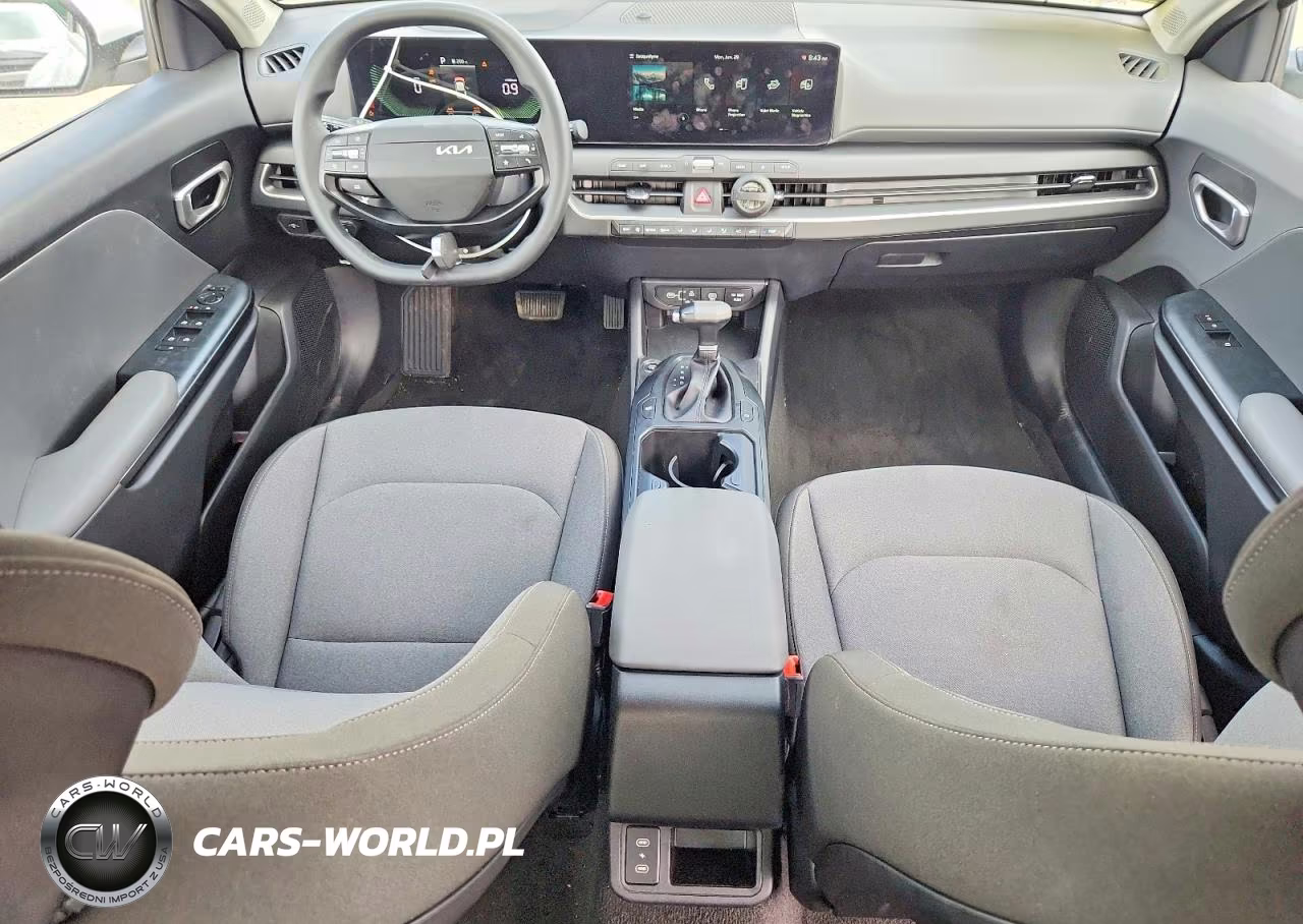 2025 Kia K4 Lxs VIN:3KPFT4DE4SE148001 - 8