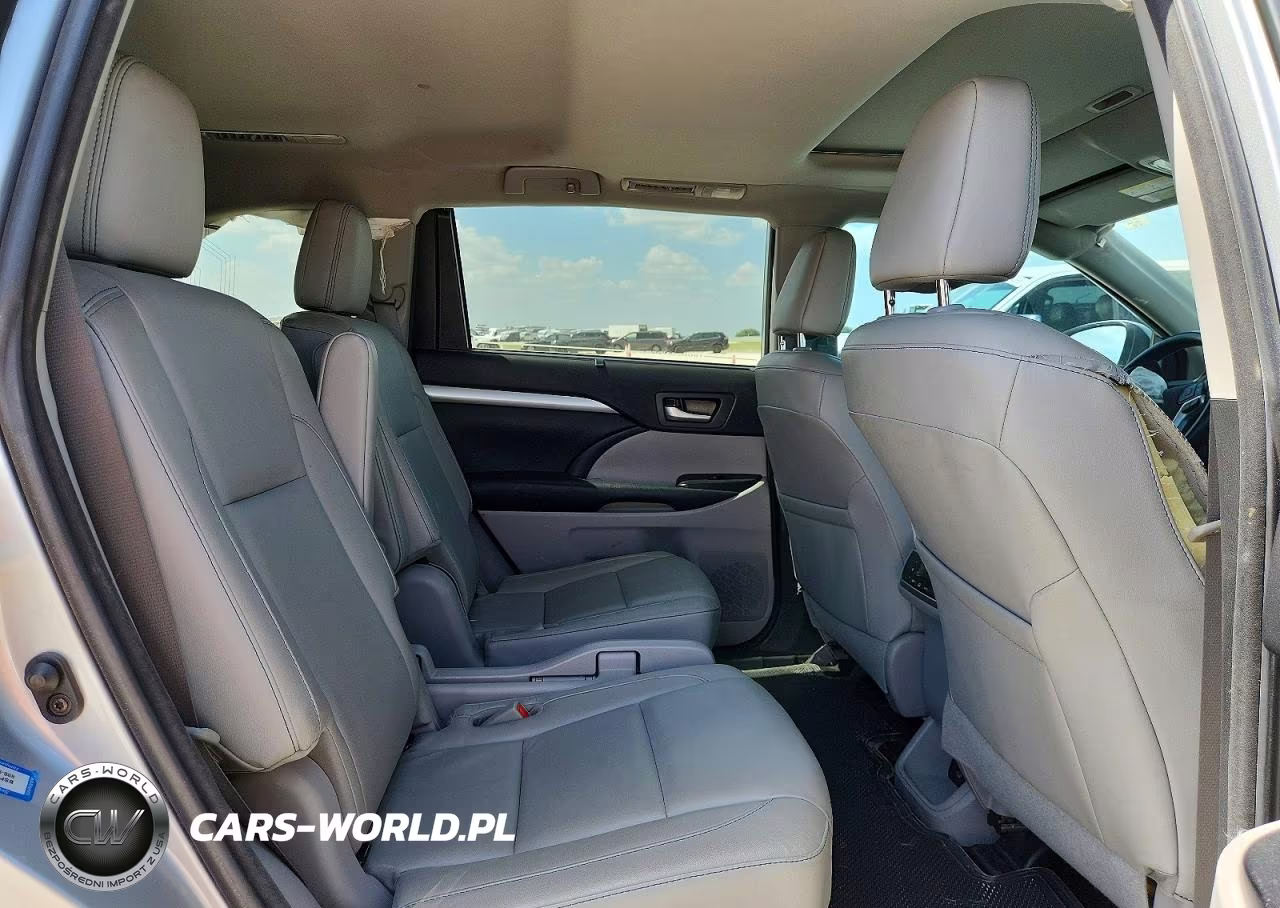 2018 Toyota Highlander Xle VIN:5TDJZRFH0JS526798 - 11
