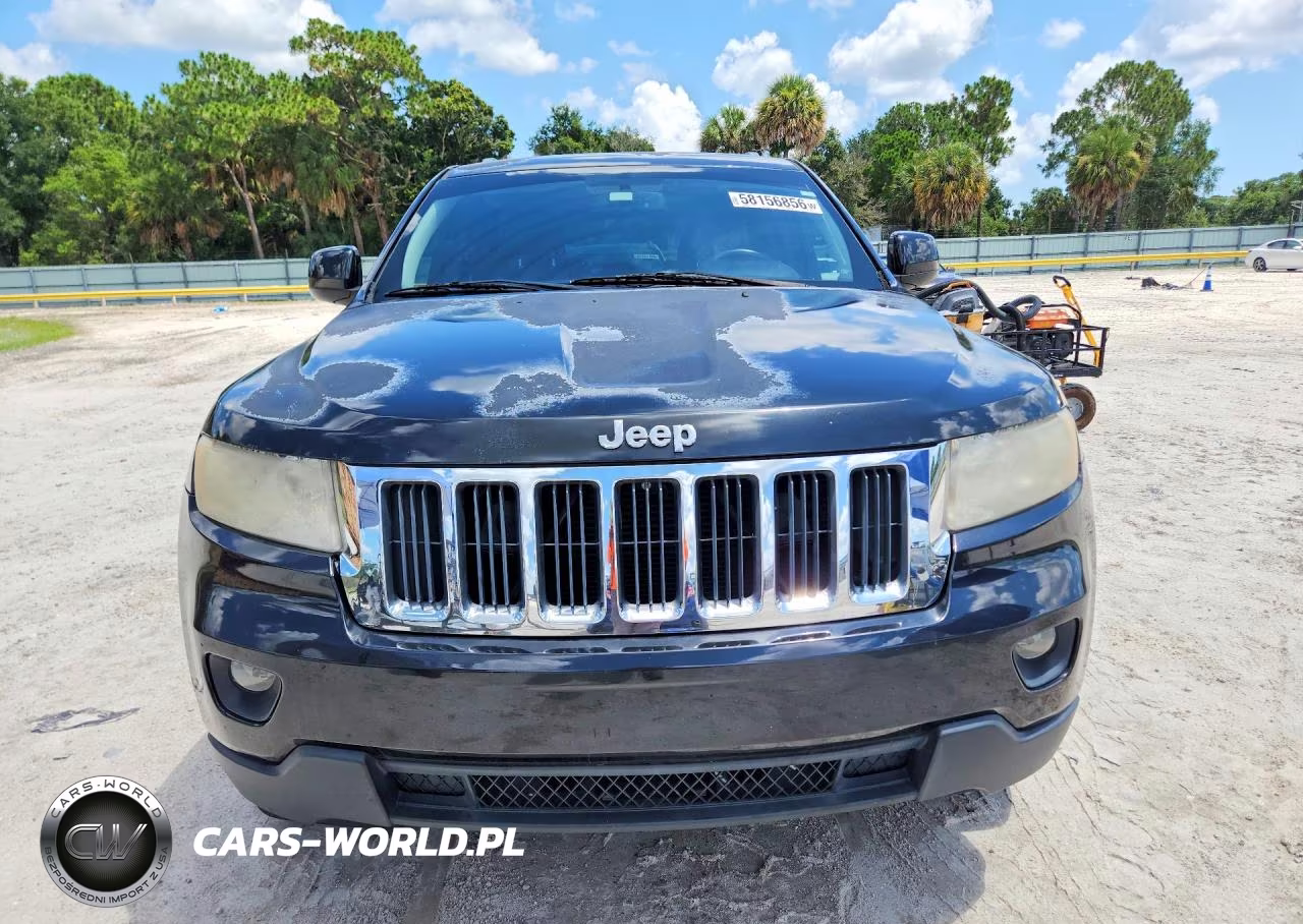2012 Jeep Grand Cherokee Laredo VIN:1C4RJEAGXCC314173 - 5