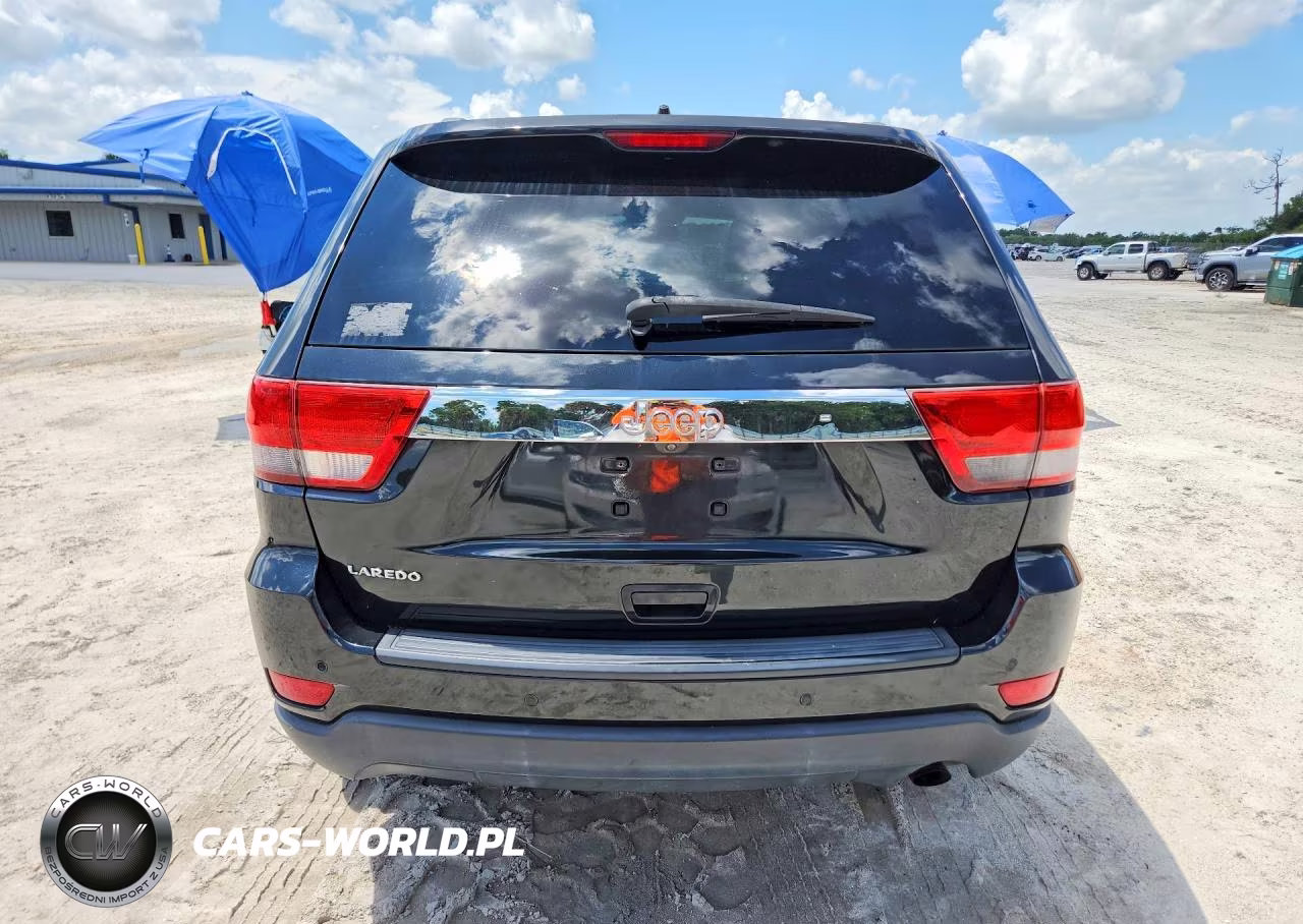2012 Jeep Grand Cherokee Laredo VIN:1C4RJEAGXCC314173 - 6
