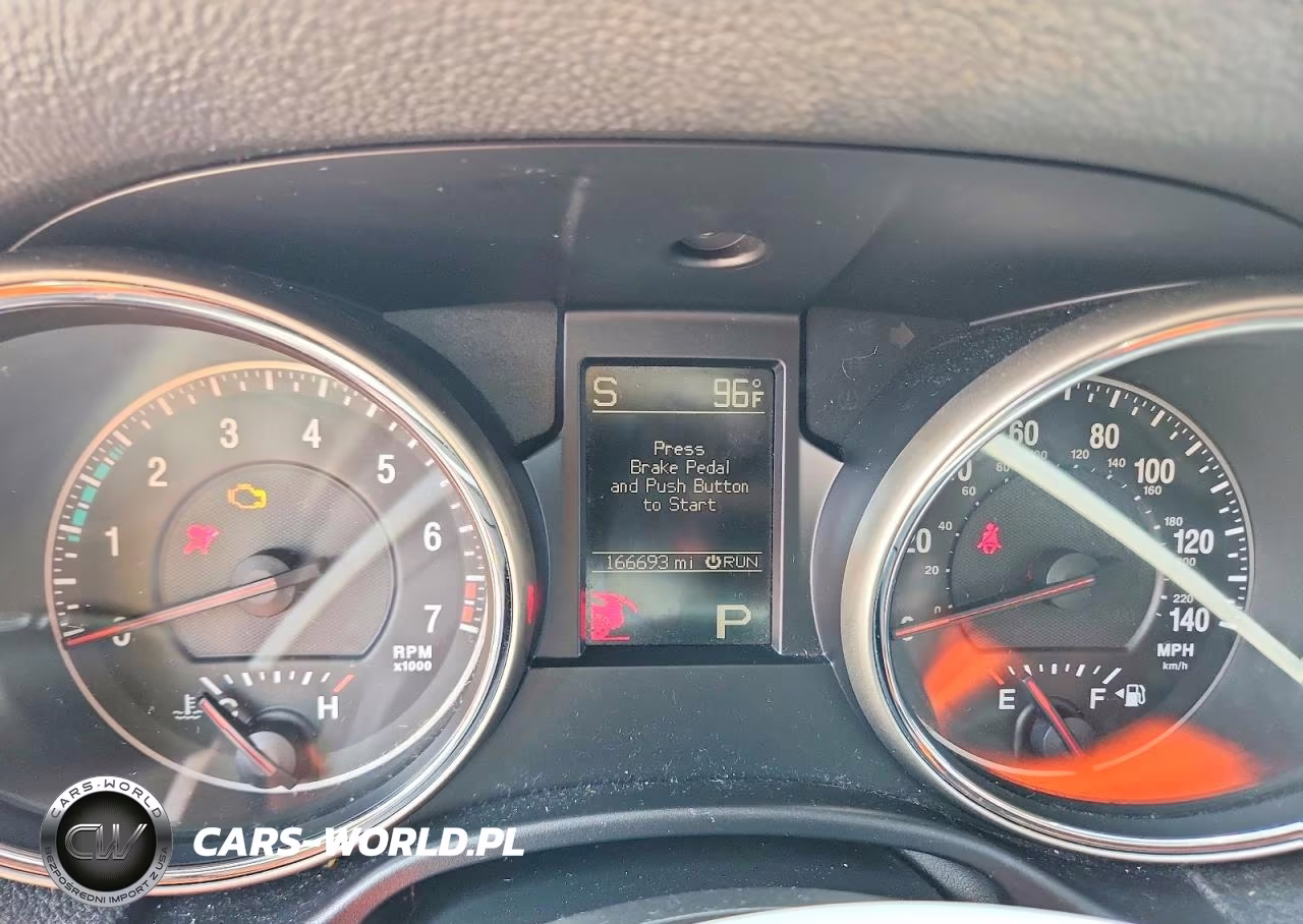 2012 Jeep Grand Cherokee Laredo VIN:1C4RJEAGXCC314173 - 9