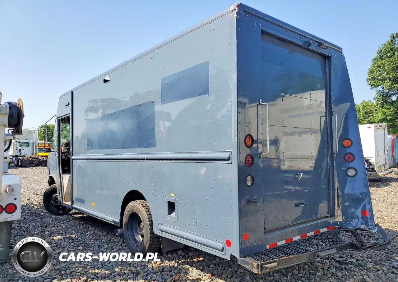 2020 Ford F59 Delivery Van VIN:1F65F5KN2L0A08490 - 2