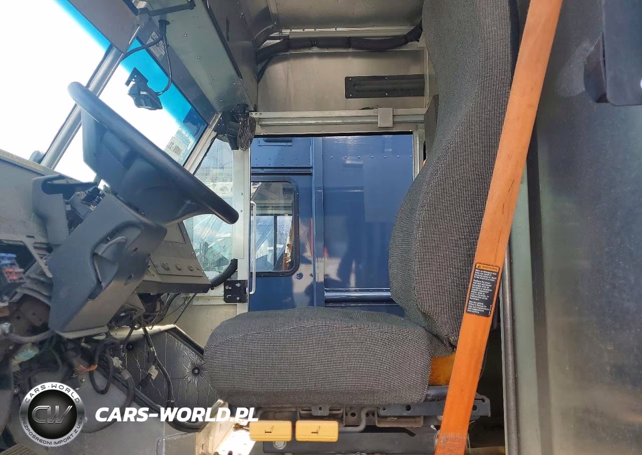 2020 Ford F59 Delivery Van VIN:1F65F5KN2L0A08490 - 7