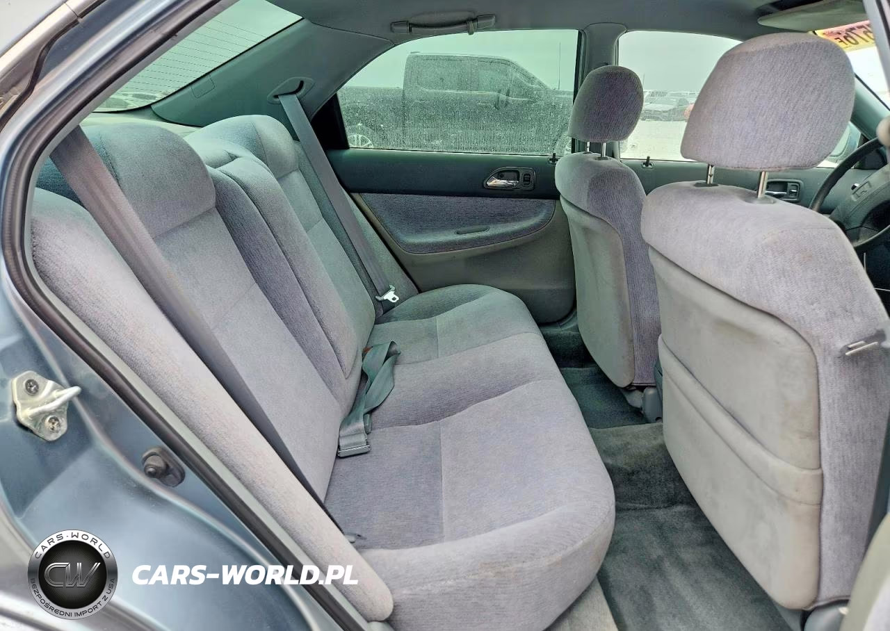 1994 Honda Accord Lx VIN:JHMCD5638RC104651 - 10