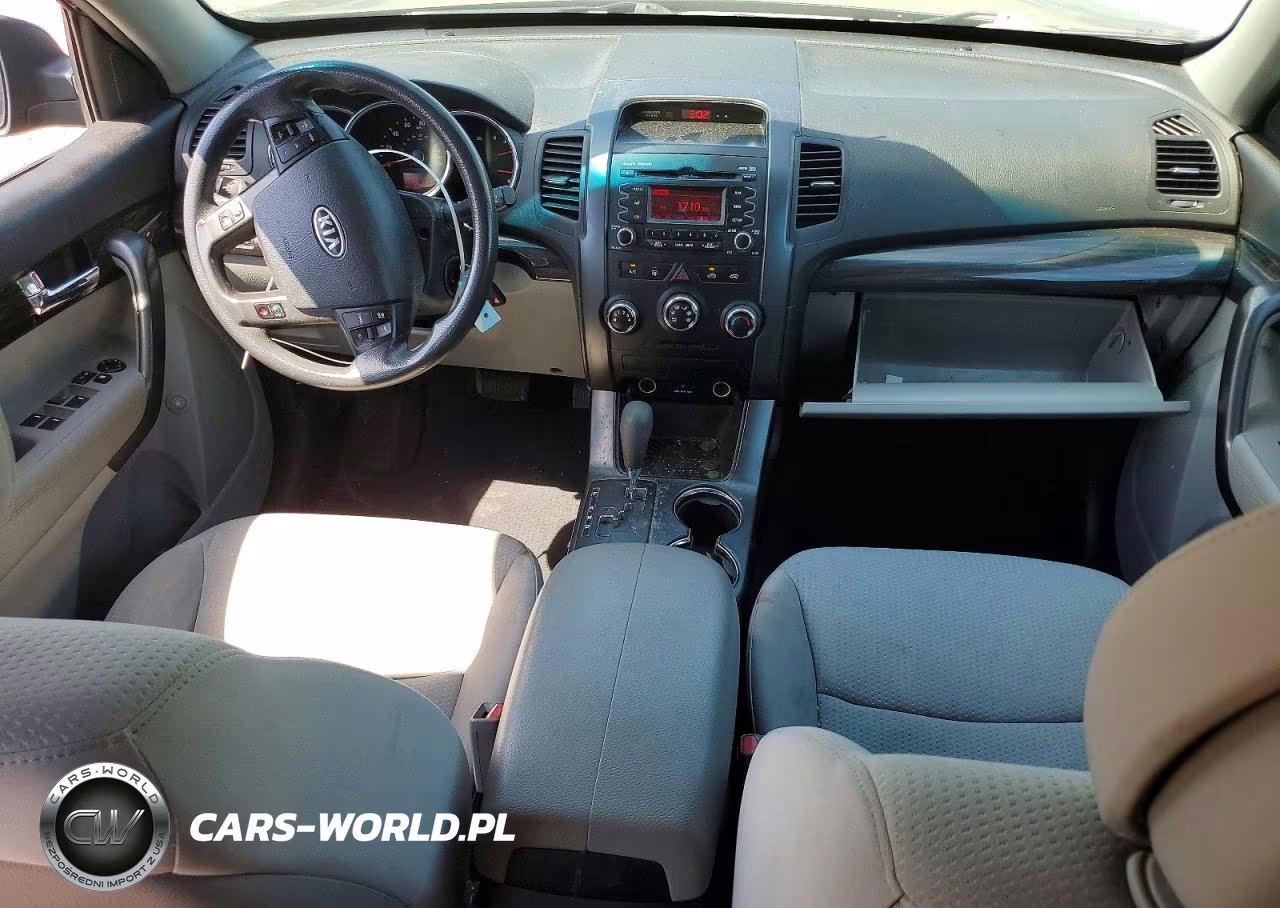 2012 Kia Sorento Lx VIN:5XYKTDA26CG227151 - 8