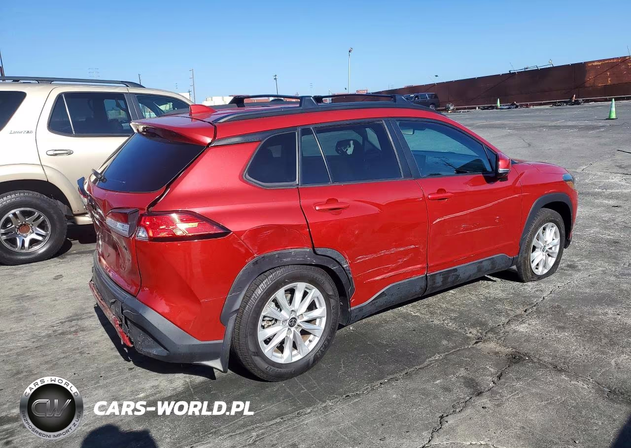 2022 Toyota Corolla Cross Le VIN:7MUCAAAG0NV002871 - 3