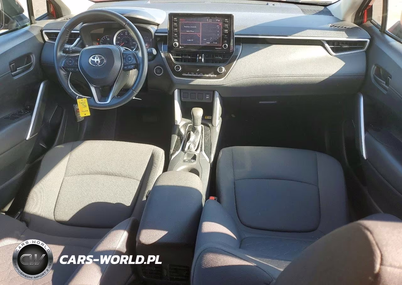 2022 Toyota Corolla Cross Le VIN:7MUCAAAG0NV002871 - 8