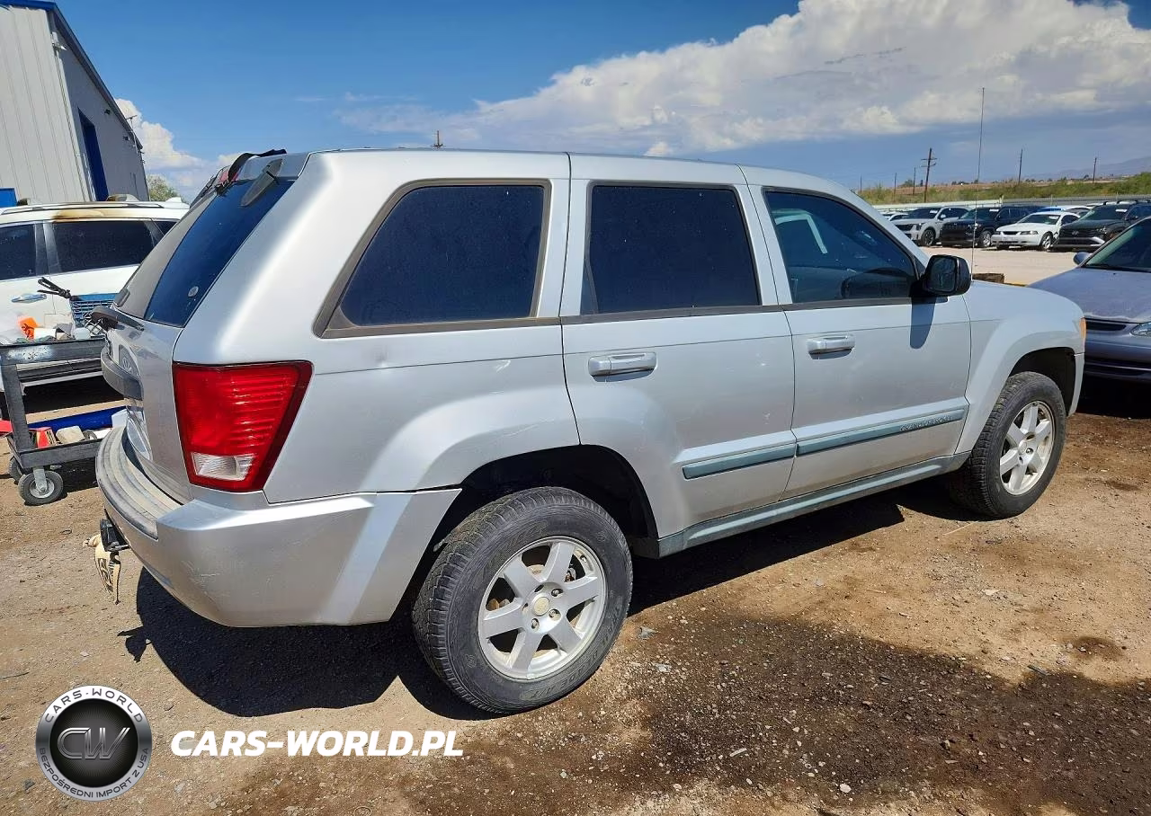2008 Jeep Grand Cherokee Laredo VIN:1J8GR48K58C193993 - 3