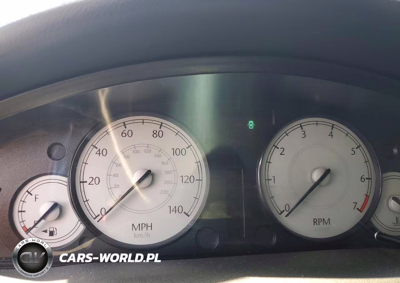 2007 Chrysler 300 VIN:2C3KA43R07H889612 - 9