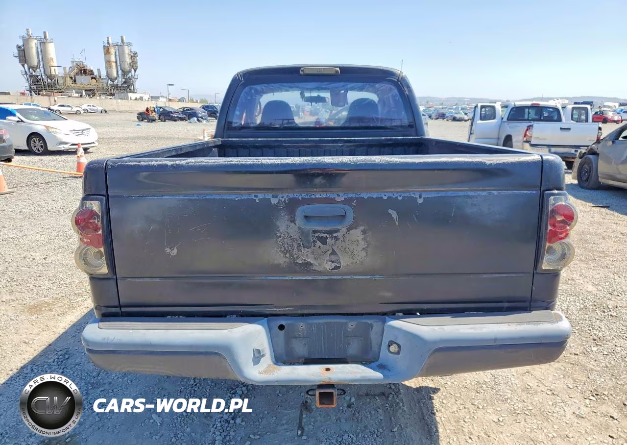 2003 Dodge Dakota Sxt VIN:1D7HL12XX3S324680 - 6