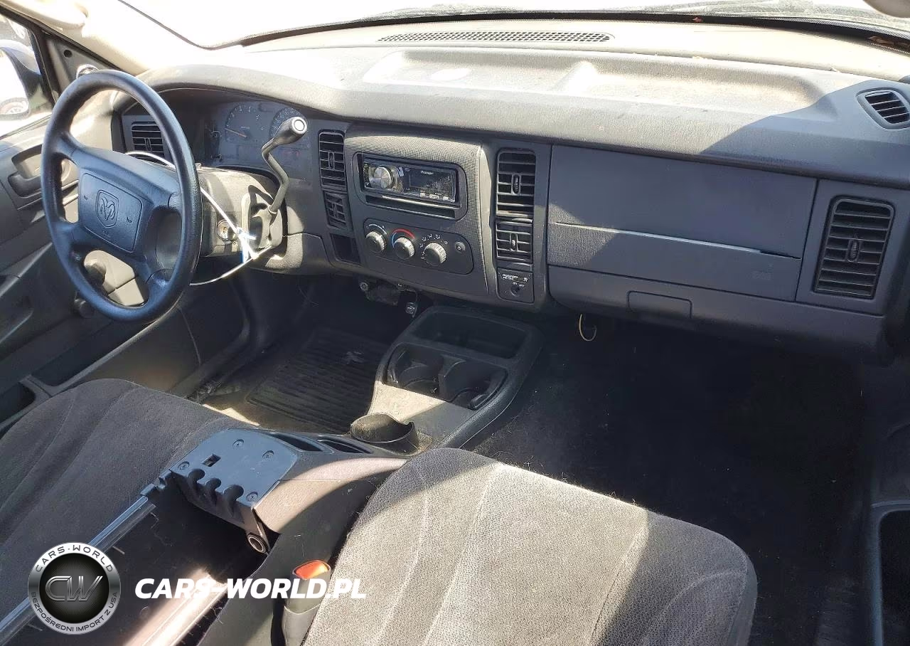 2003 Dodge Dakota Sxt VIN:1D7HL12XX3S324680 - 8