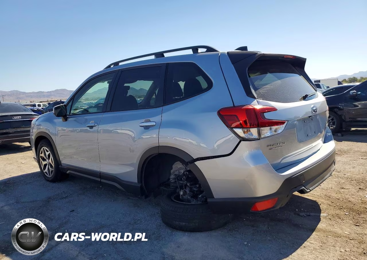 2024 Subaru Forester Premium VIN:JF2SKACC1RH517998 - 2