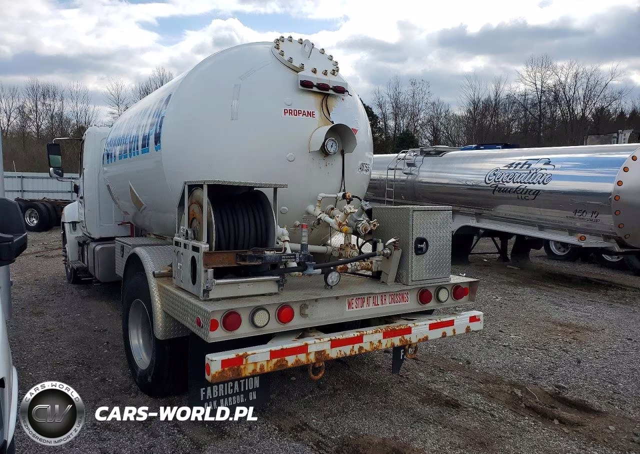 2017 Hino 258-268 Fuel Truck VIN:5PVNV8JP3J4S50540 - 3