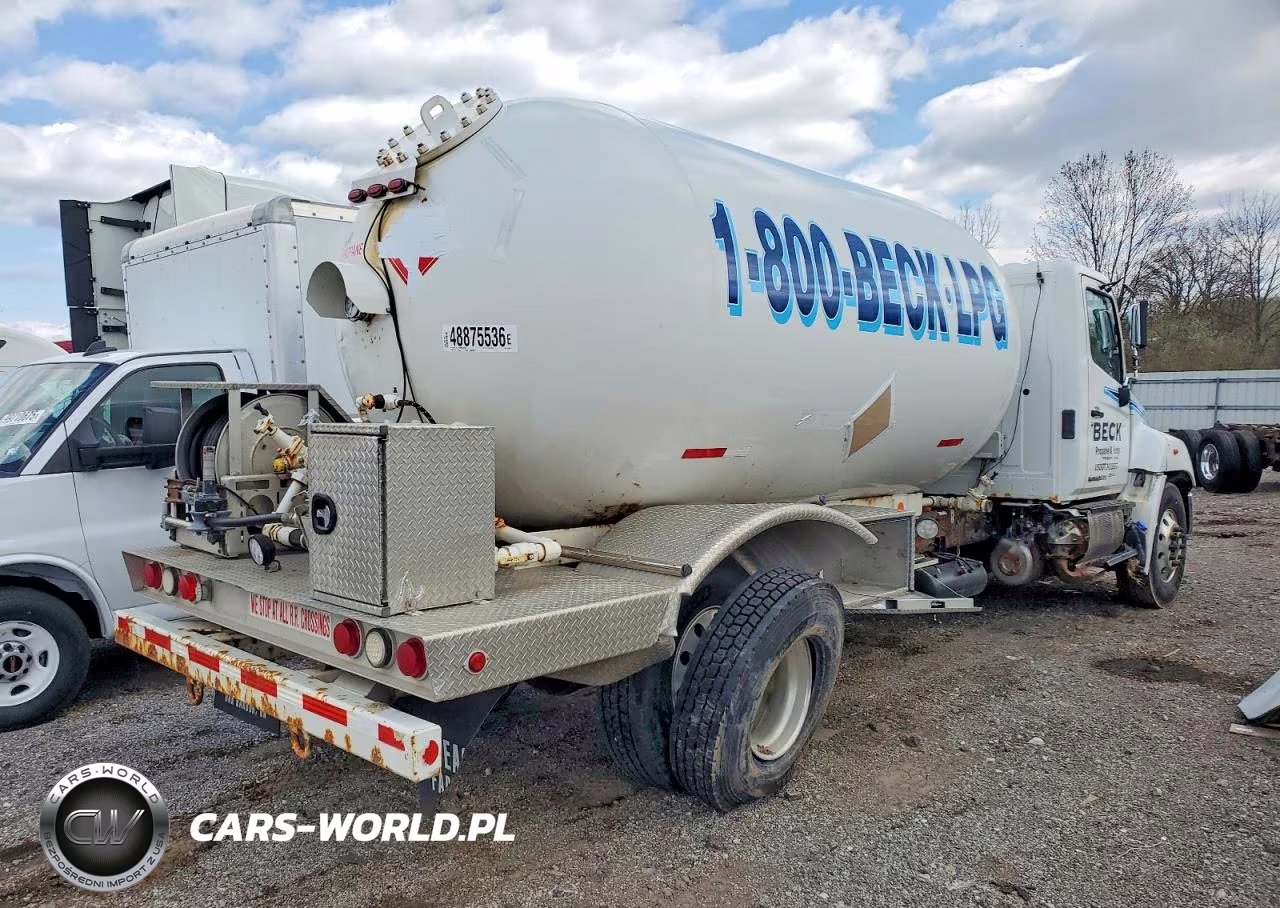 2017 Hino 258-268 Fuel Truck VIN:5PVNV8JP3J4S50540 - 4