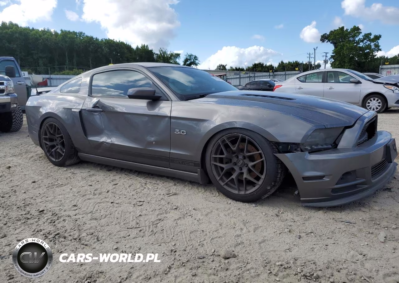 2013 Ford Mustang Gt VIN:1ZVBP8CF2D5235623 - 4