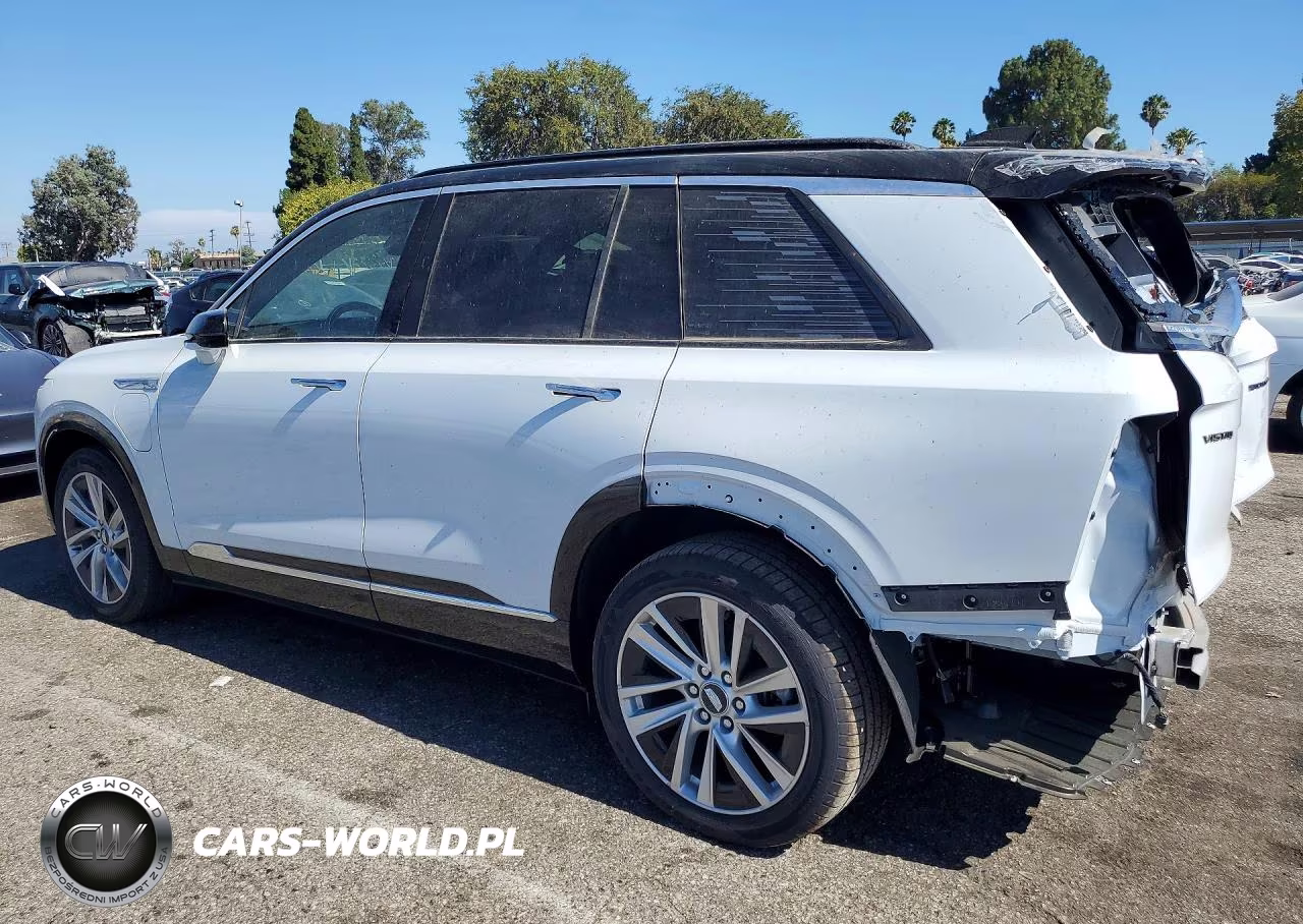 2026 Cadillac Vistiq Luxury VIN:1GYC3KML1TZ713102 - 2