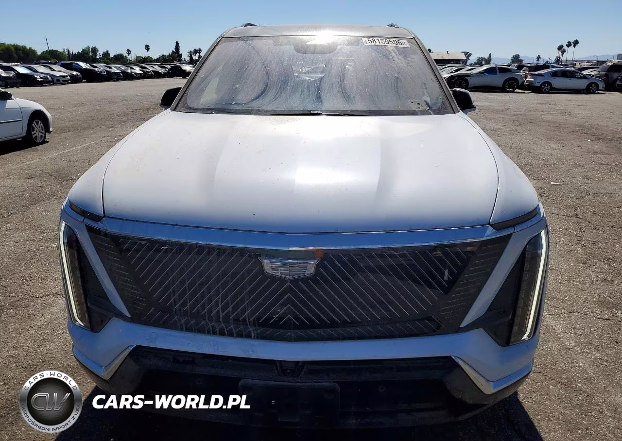2026 Cadillac Vistiq Luxury VIN:1GYC3KML1TZ713102 - 5
