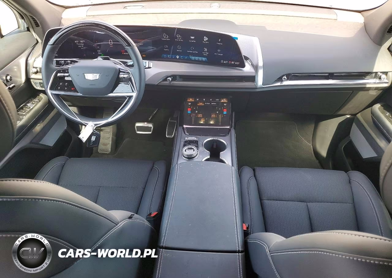 2026 Cadillac Vistiq Luxury VIN:1GYC3KML1TZ713102 - 8