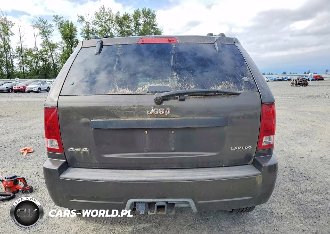 2005 Jeep Grand Cherokee Laredo VIN:1J4HR48NX5C690713 - 6