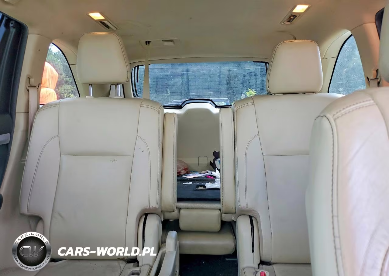 2019 Toyota Highlander Xle VIN:5TDKZRFHXKS561497 - 10