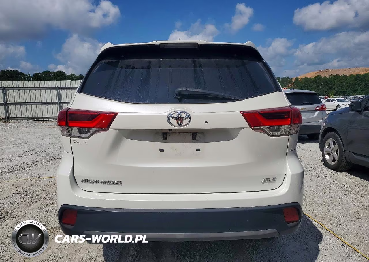 2019 Toyota Highlander Xle VIN:5TDKZRFHXKS561497 - 6
