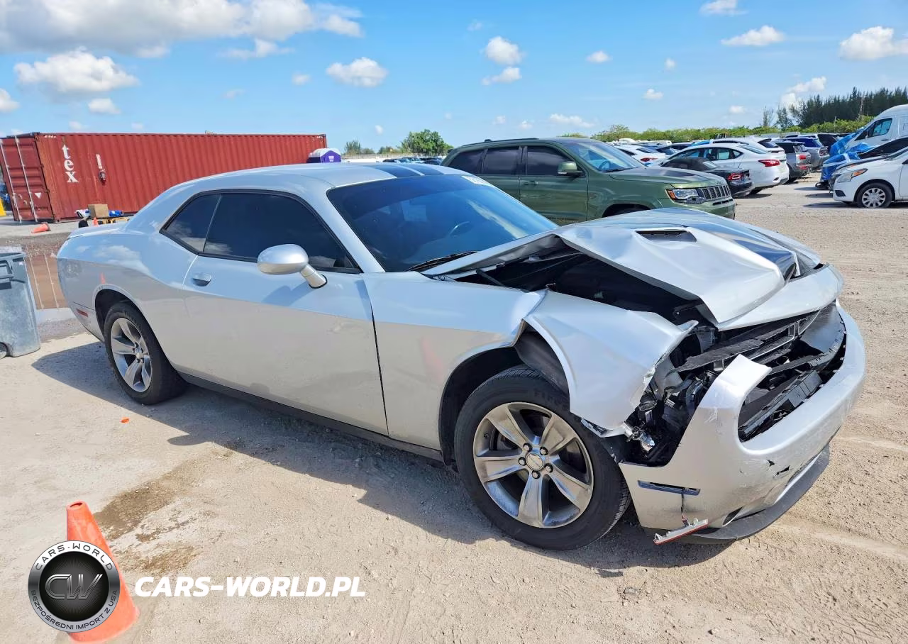 2022 Dodge Challenger Sxt VIN:2C3CDZAG1NH260268 - 4