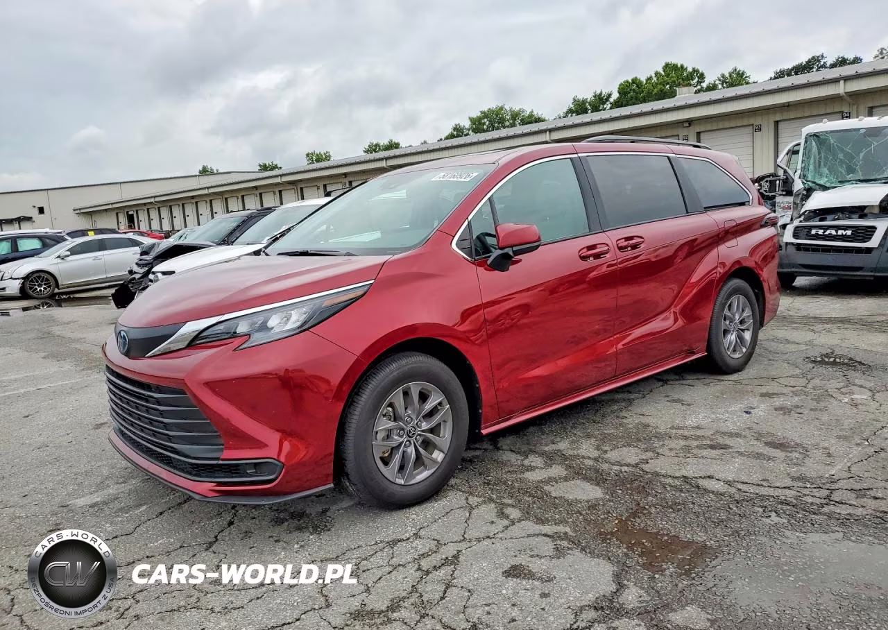2025 Toyota Sienna Le – zdjęcie 1 z 13