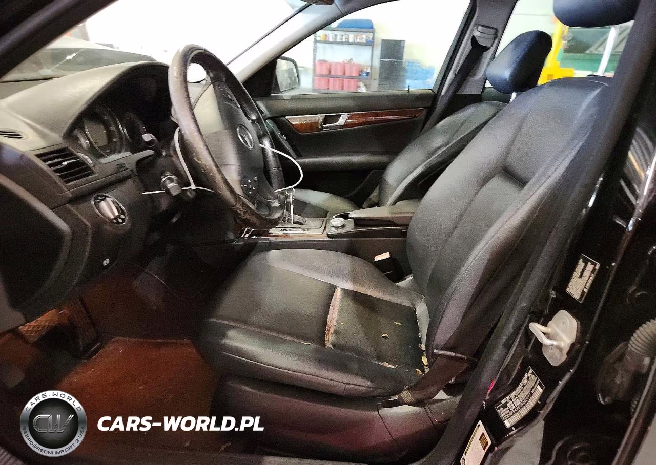 2009 Mercedes-Benz C 300 VIN:WDDGF54X59R040977 - 7