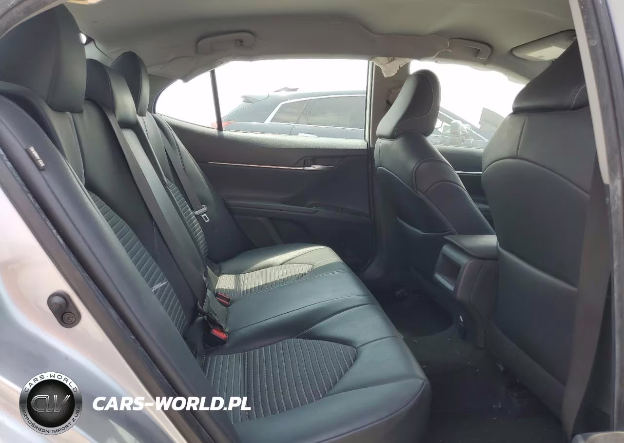 2020 Toyota Camry Se VIN:4T1G11AKXLU891862 - 10