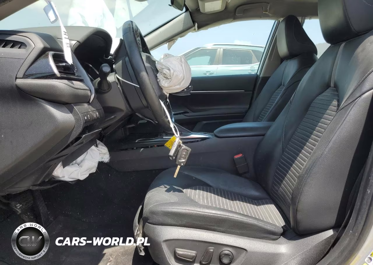 2020 Toyota Camry Se VIN:4T1G11AKXLU891862 - 7