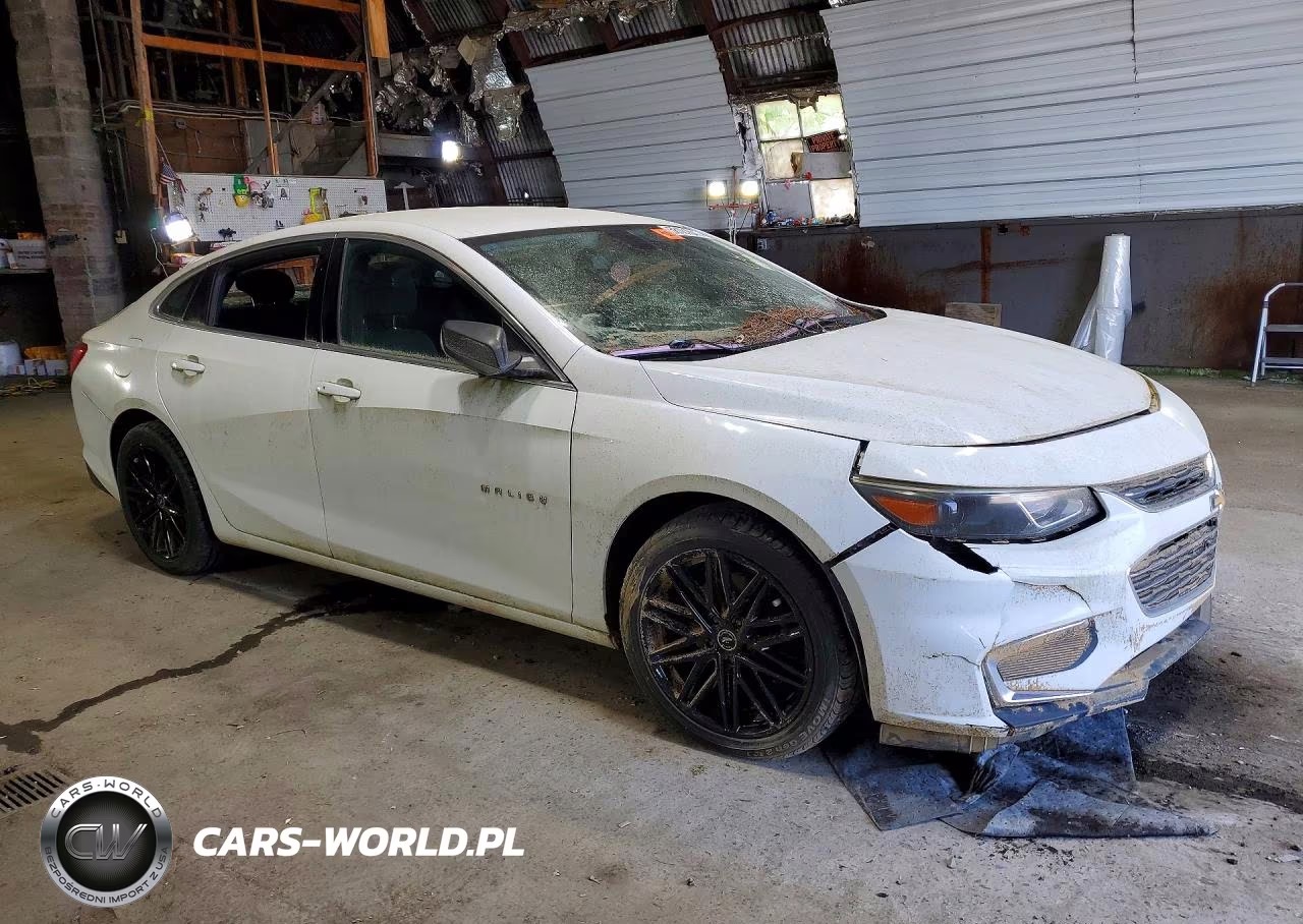 2017 Chevrolet Malibu Ls VIN:1G1ZC5ST7HF171882 - 4