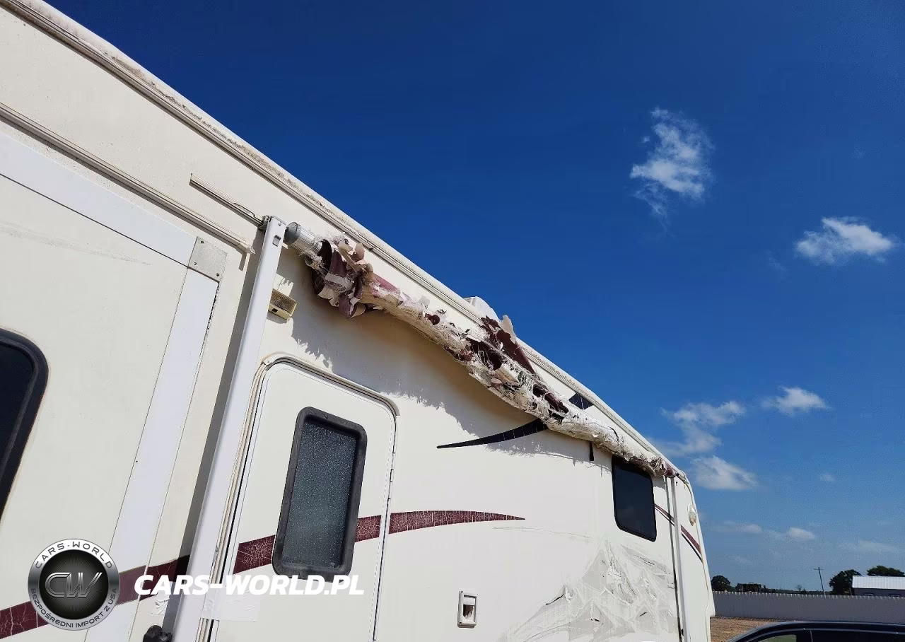 2007 Keystone Montana Camper VIN:4YDF3472774701800 - 9