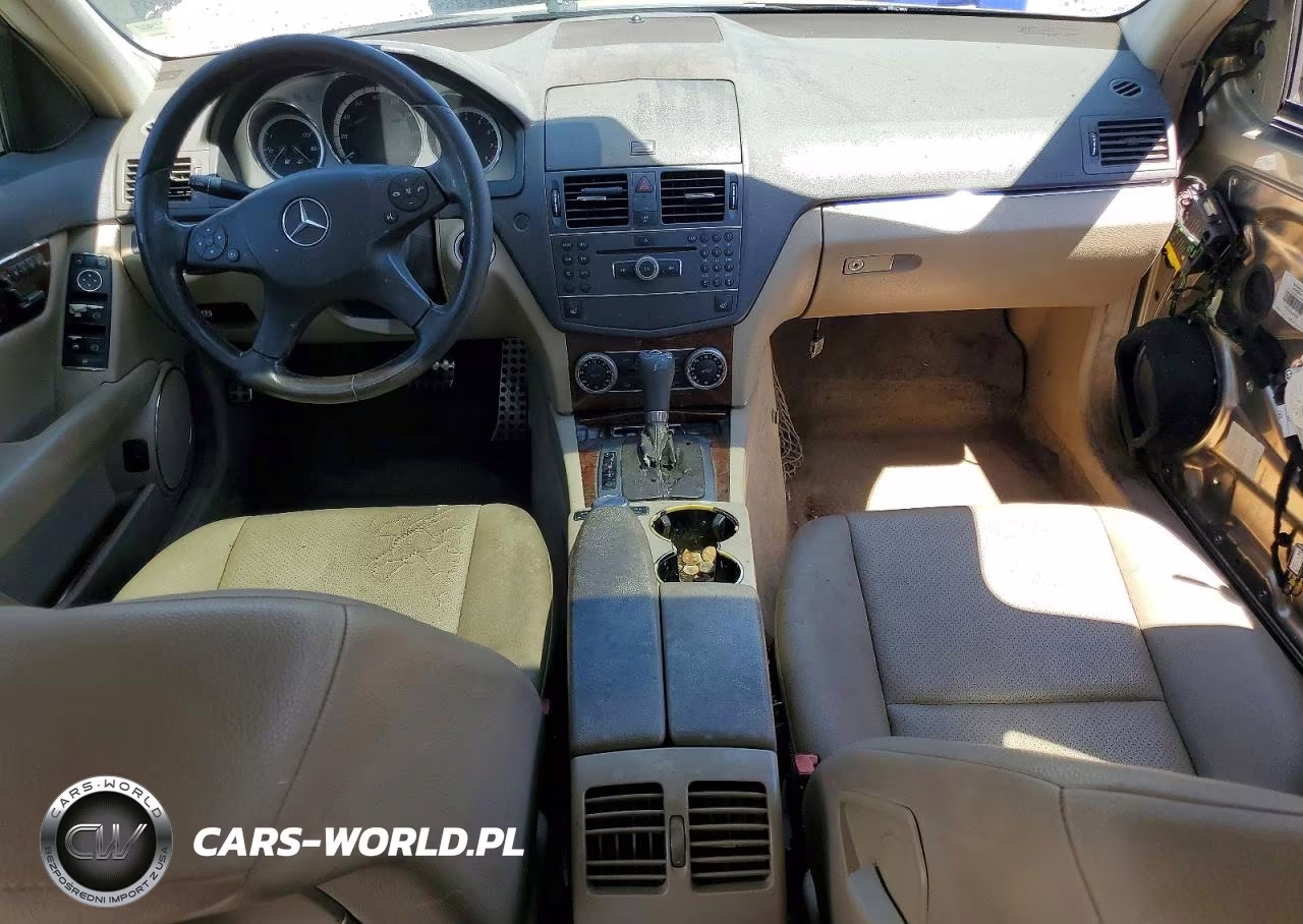 2010 Mercedes-Benz C 300 VIN:WDDGF5EB5AR105155 - 8