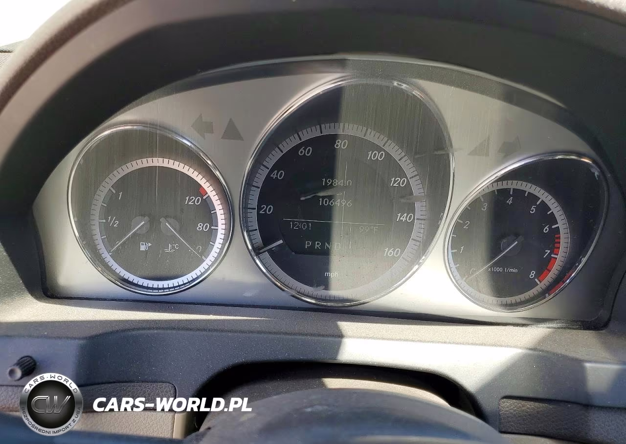 2010 Mercedes-Benz C 300 VIN:WDDGF5EB5AR105155 - 9