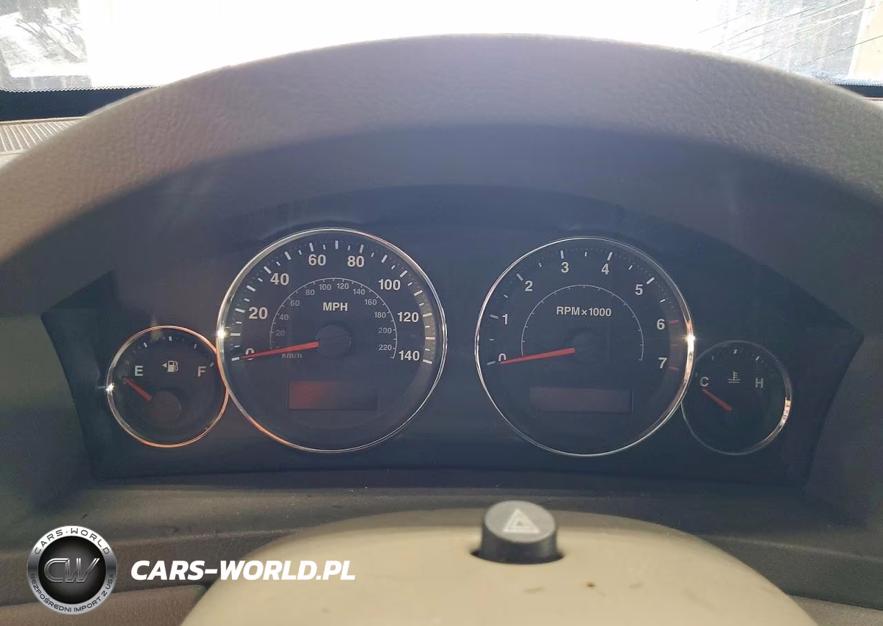 2007 Jeep Grand Cherokee Laredo VIN:1J8GR48K47C622913 - 9