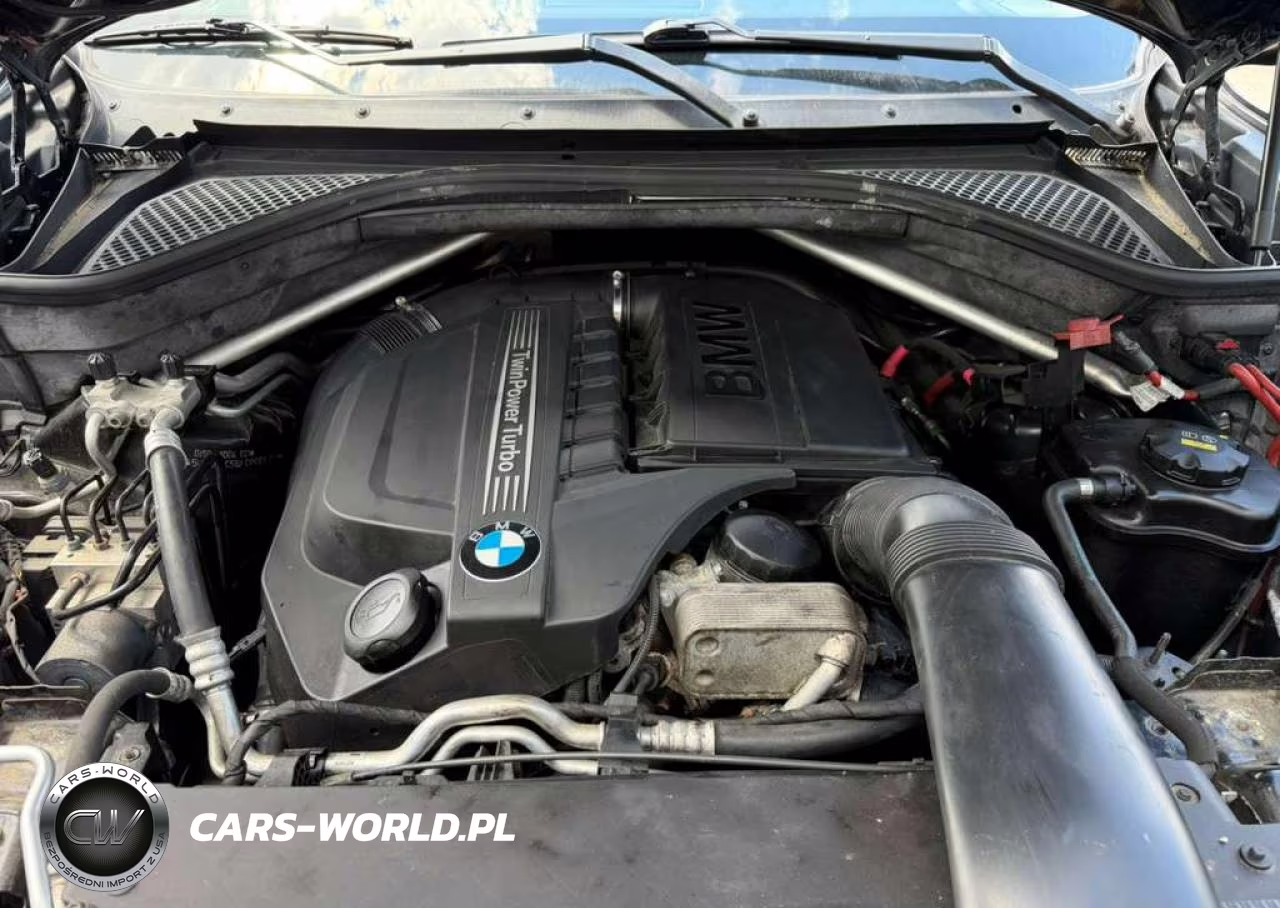 2015 BMW X5 xDrive35I VIN:5UXKR0C56F0P00070 - 5